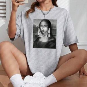 Graphic Mona Lisa Gray Tee